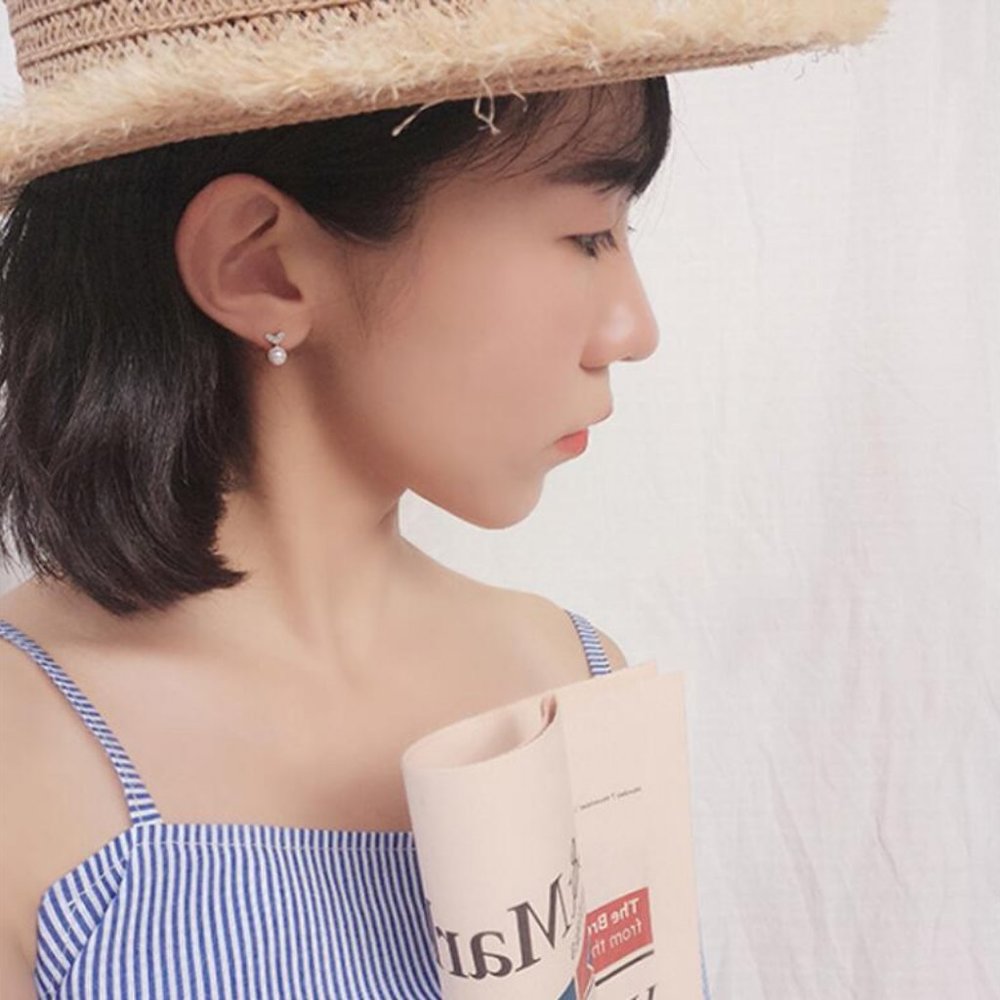 NEW 925 Sterling Silver Diamond Pearl Stud Earrings - Picture 11 of 13